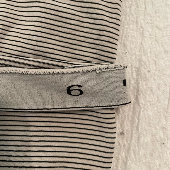 lululemon swiftly tech short sleeve size 6 - Picture 3 of 4